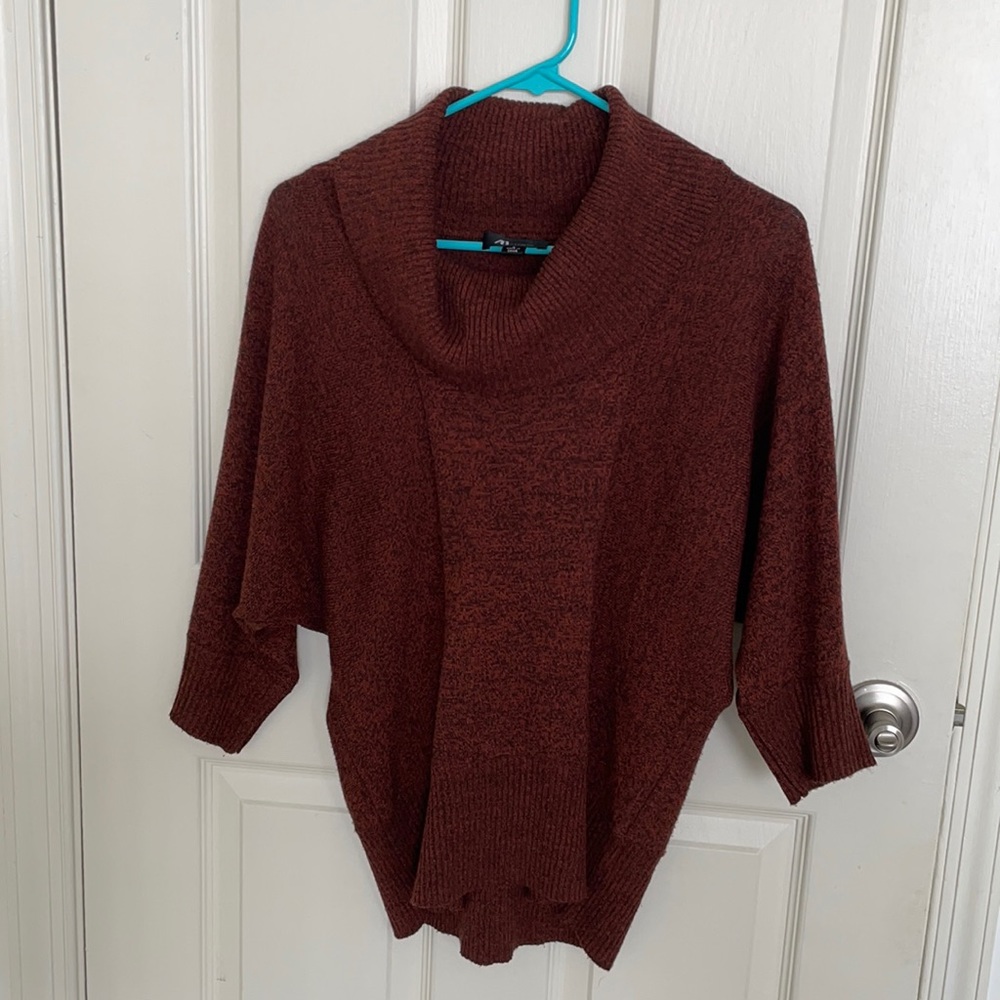 AB Studio maroon three-quarter sleeve sweater